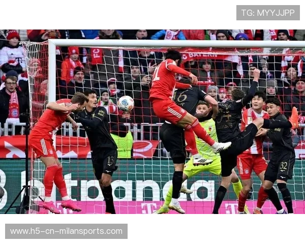 拜仁防守全线崩塌