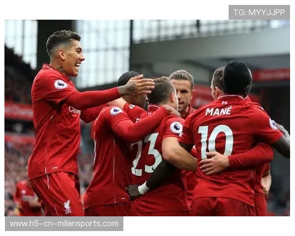 曼联如何避免掉链子？关键在前场组合与轮换