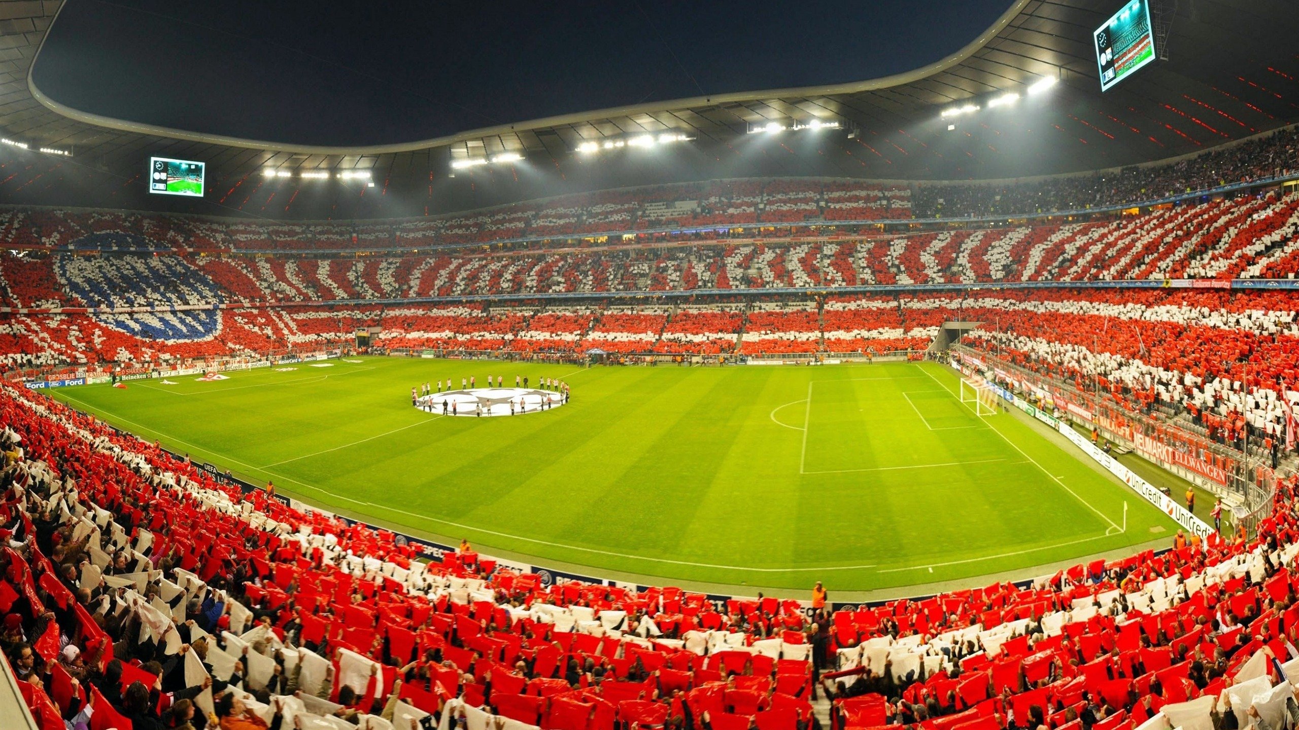 “新都垒球赛：巅峰对决，谁能一击制胜？”