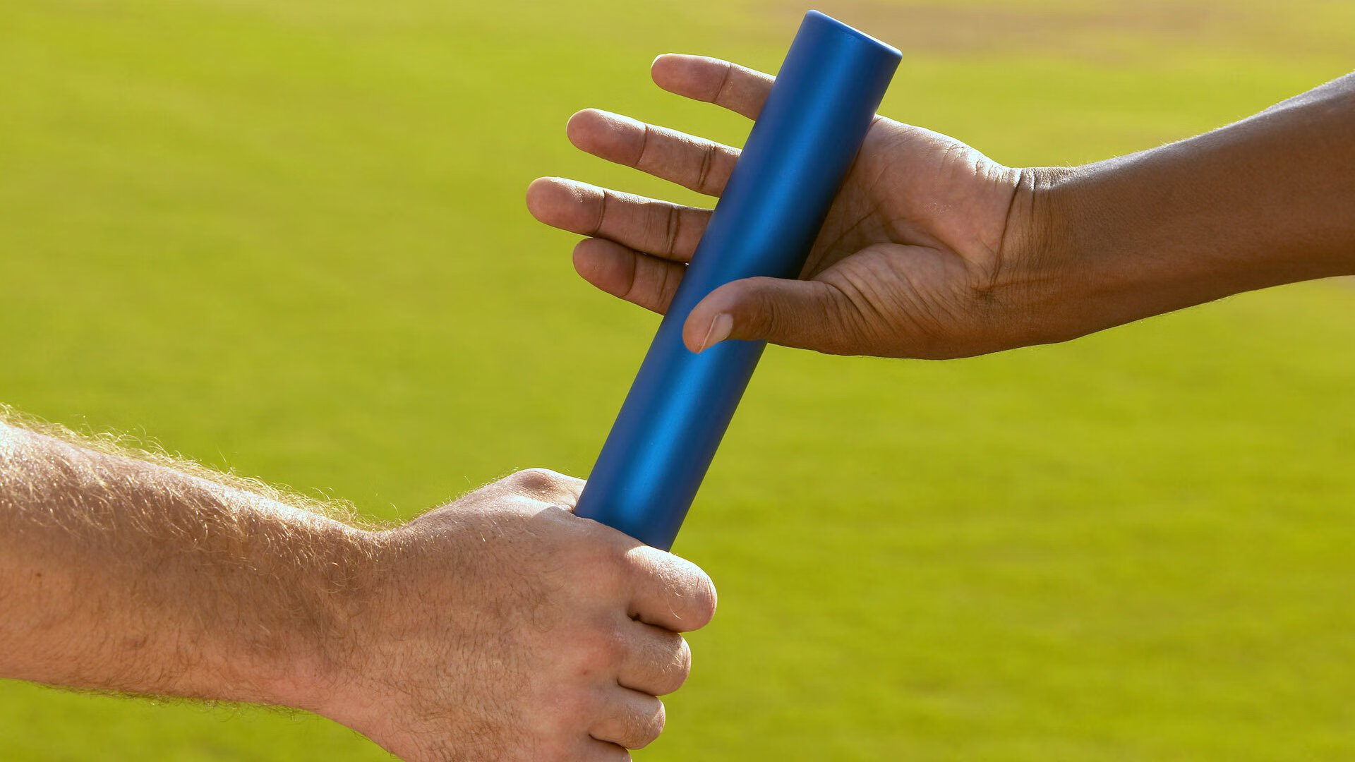 “高新区全民健身馆壁球:这场比赛,分秒必争,胜者全凭瞬间反应”